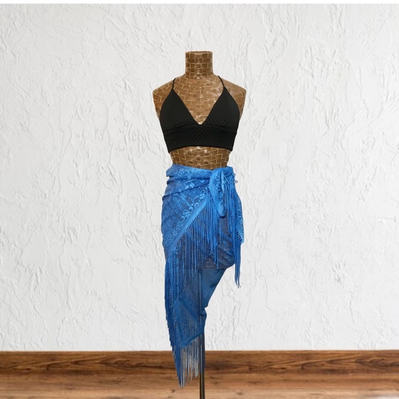 Vintage Lace/Fringe Beach Sarong - Picture 2 of 16